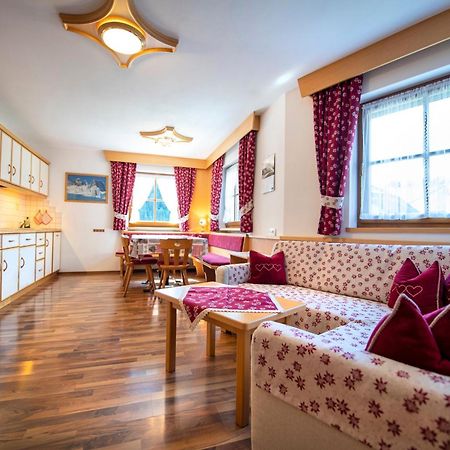 Apartments Miara Santa Cristina Val Gardena Eksteriør billede